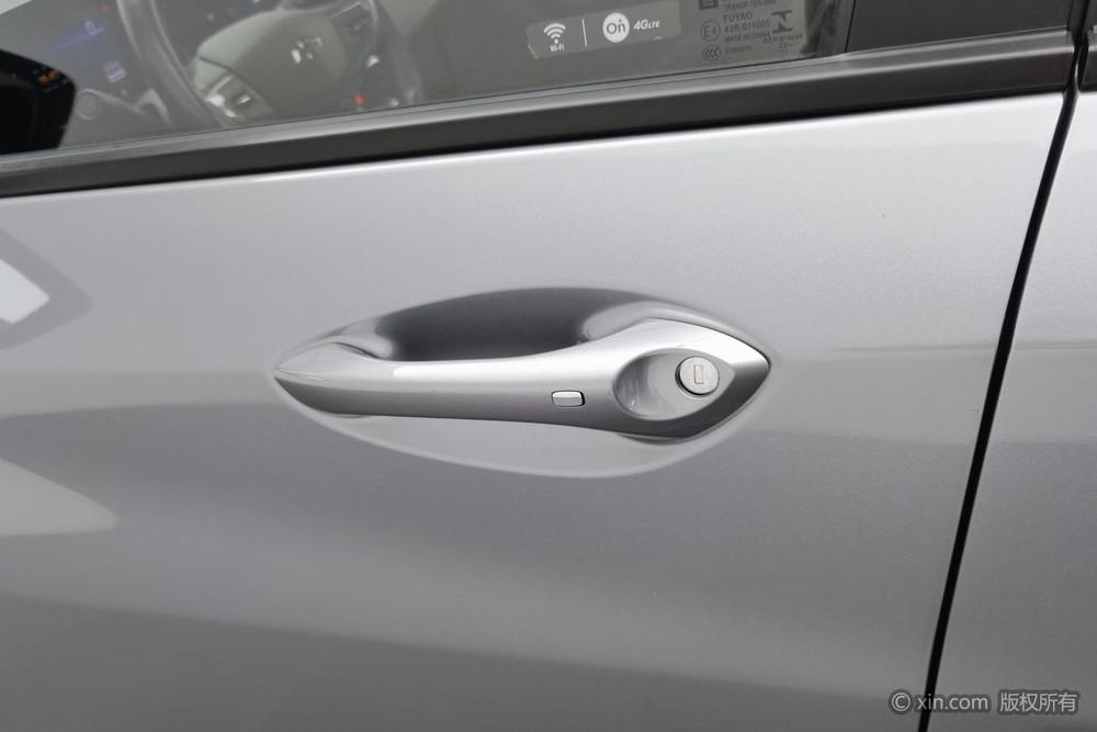 Chevrolet Tracker, фото 9