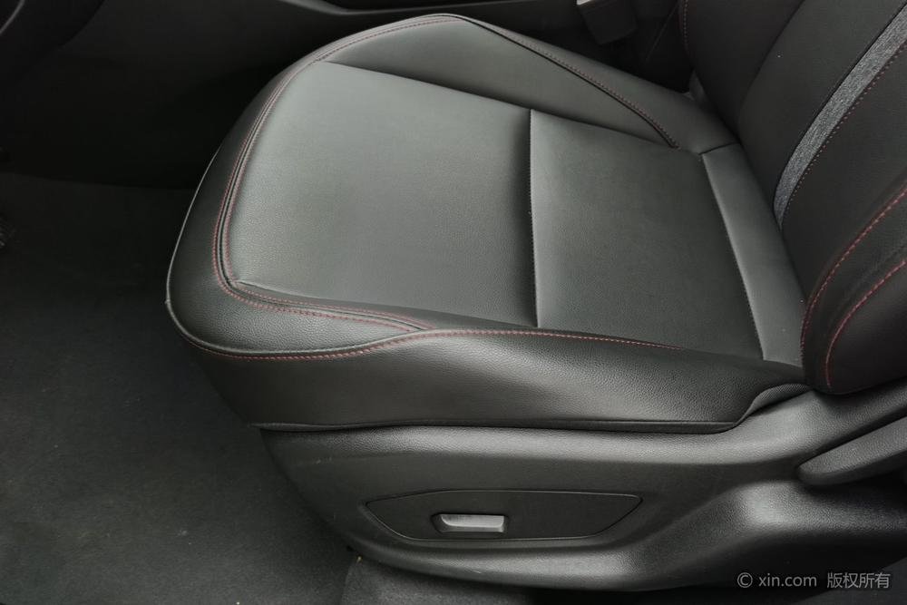 Chevrolet Tracker, фото 19
