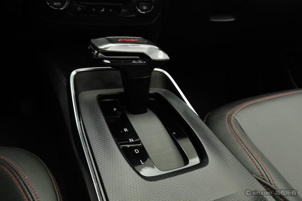 Chevrolet Tracker, фото 16