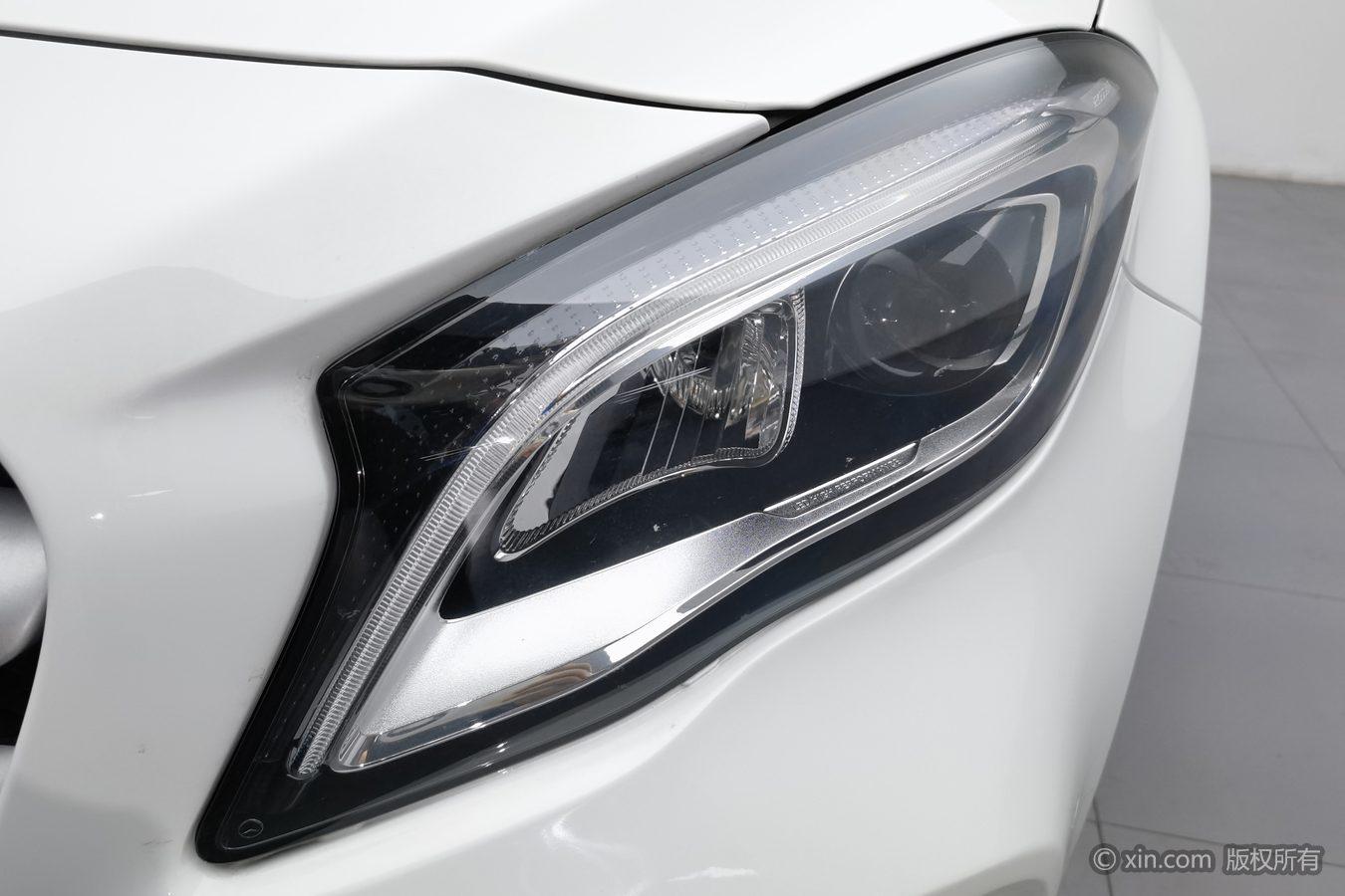 Mercedes-Benz GLA 2018 GLA 200 Fashion
