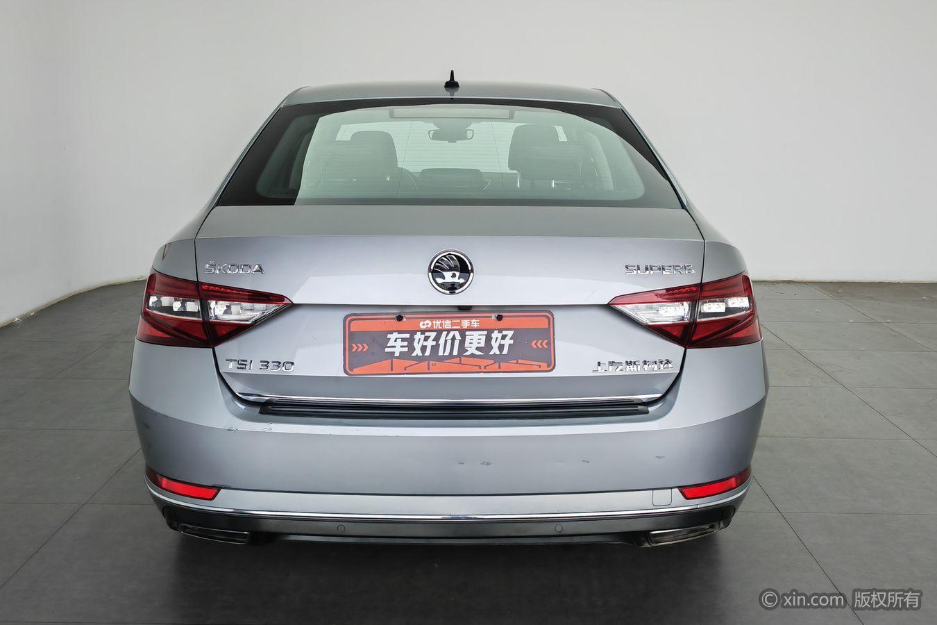 Skoda Superb 2016 TSI330 DSG