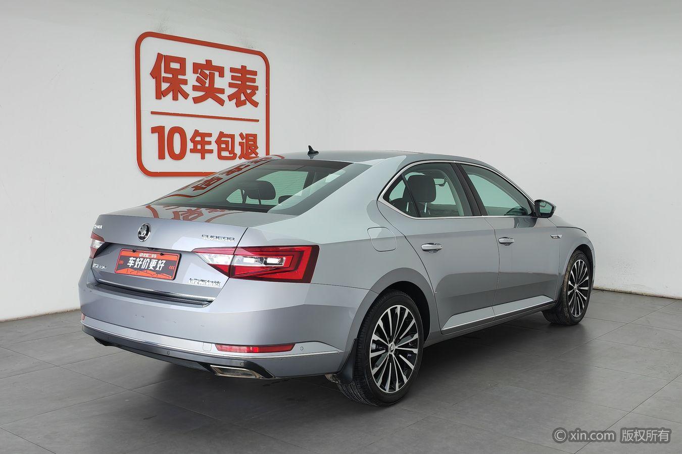 Skoda Superb 2016 TSI330 DSG