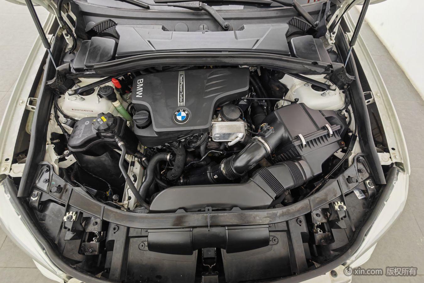 BMW X1 2014 sDrive18i Fashion