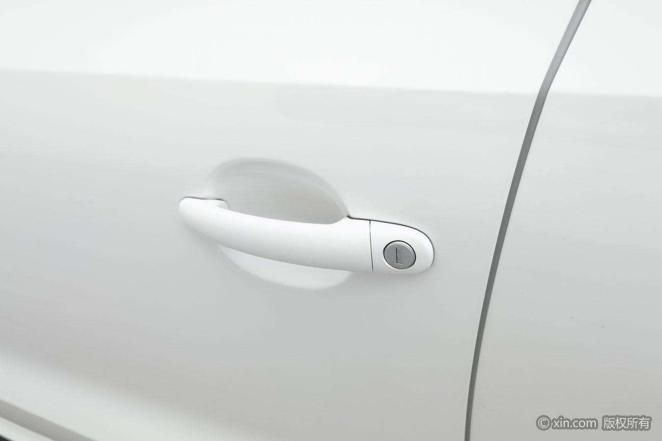 Volkswagen Polo 2018 1.5L MT