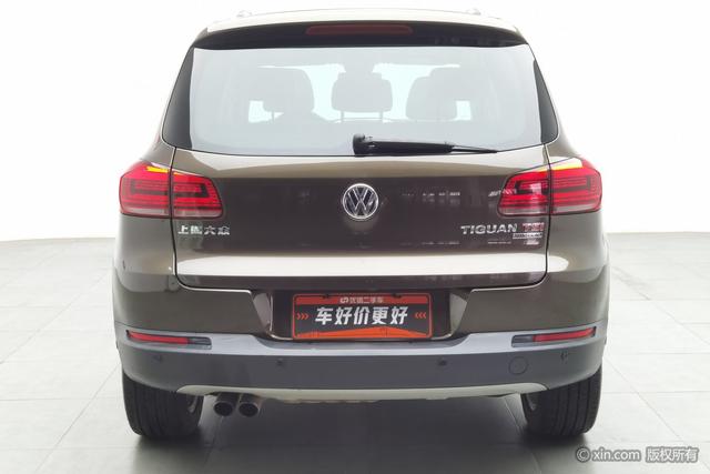 Volkswagen Tiguan 2015 2.0 TSI AT 4 WD — фото 3