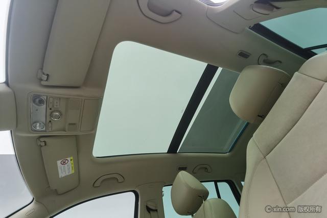 Volkswagen Tiguan 2015 2.0 TSI AT 4 WD — фото 20