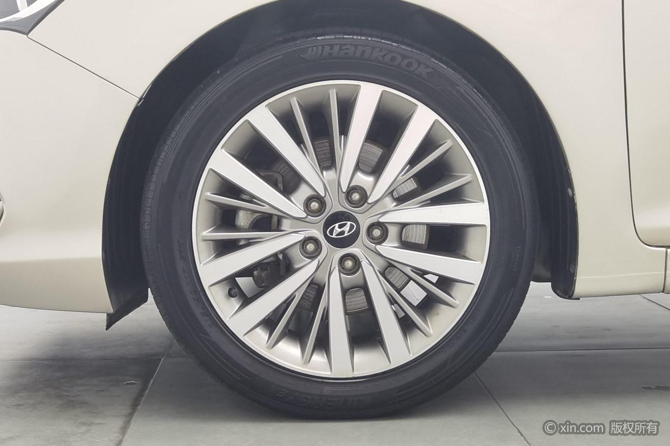 Hyundai Mistra 2017 1.6T AT GLS V