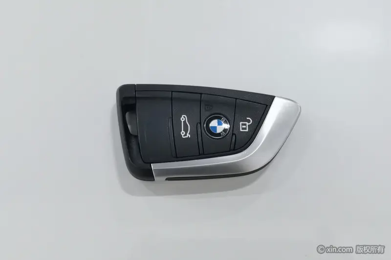 BMW X 1 s Drive 20 Li — фото 7