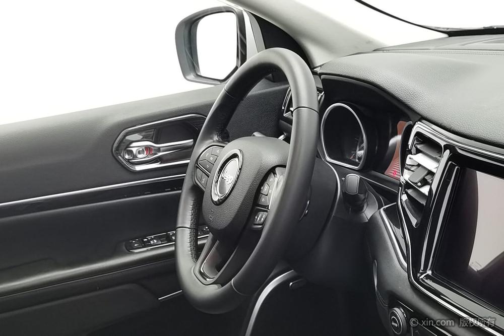 Jeep Grand Commander, фото 16