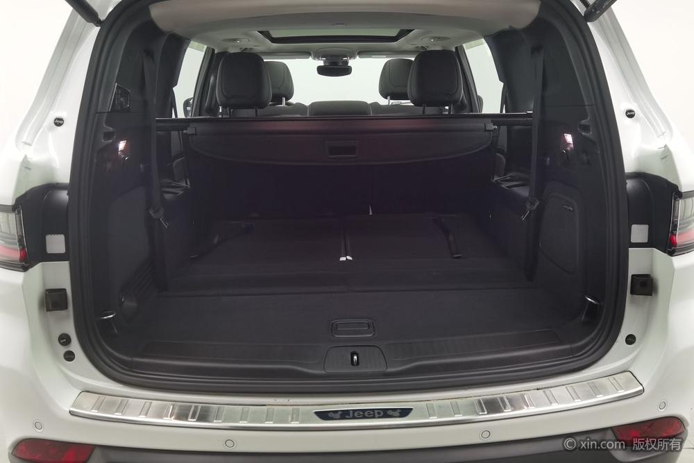 Jeep Grand Commander, фото 23