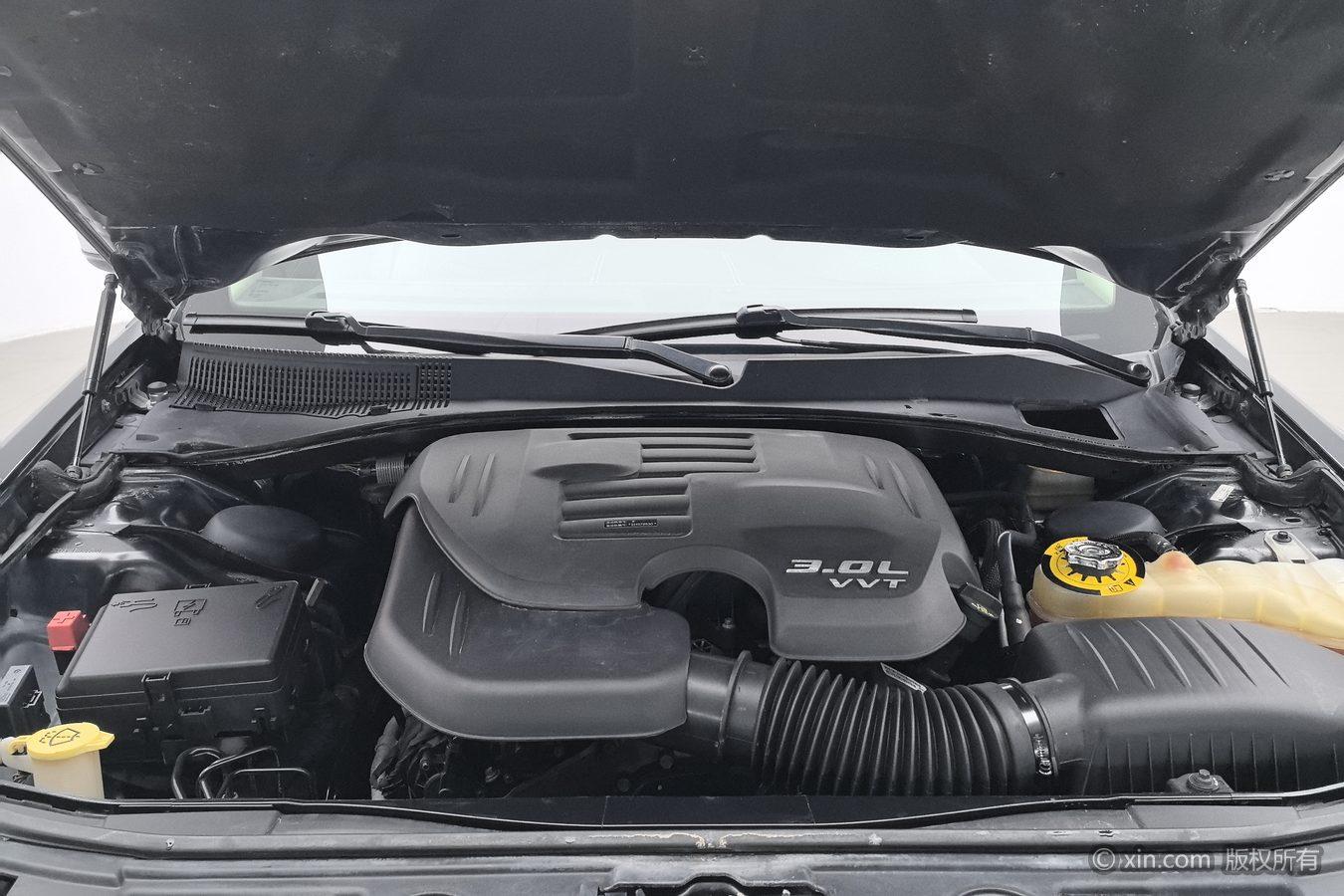 Chrysler 300C 2014 3.0L