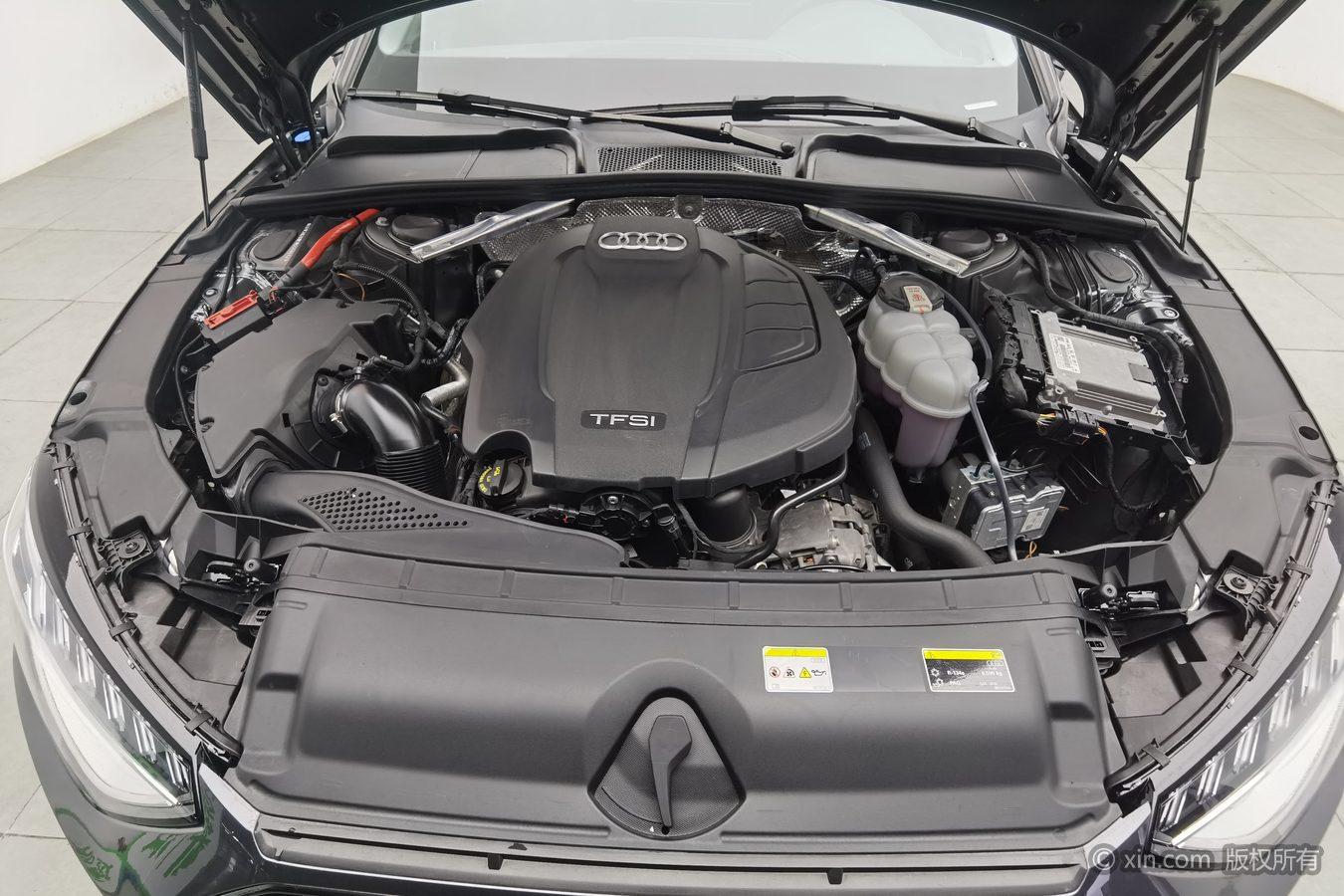 Audi A4L 2022 40 TFSI Luxury