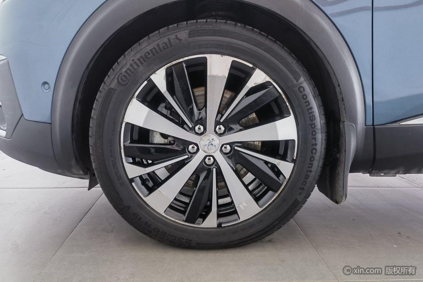 Peugeot 5008 2017 380THP 7 мест Luxury