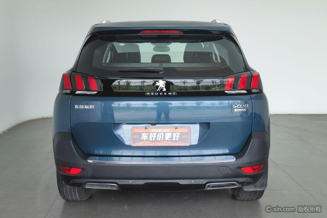 Peugeot 5008 2017 380THP 7 мест Luxury