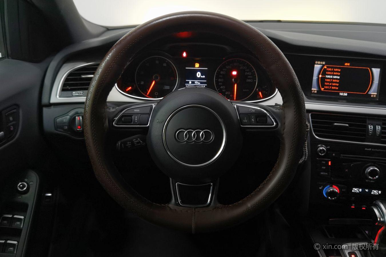 Audi A4L 2015 35 TFSI АКПП Комфорт