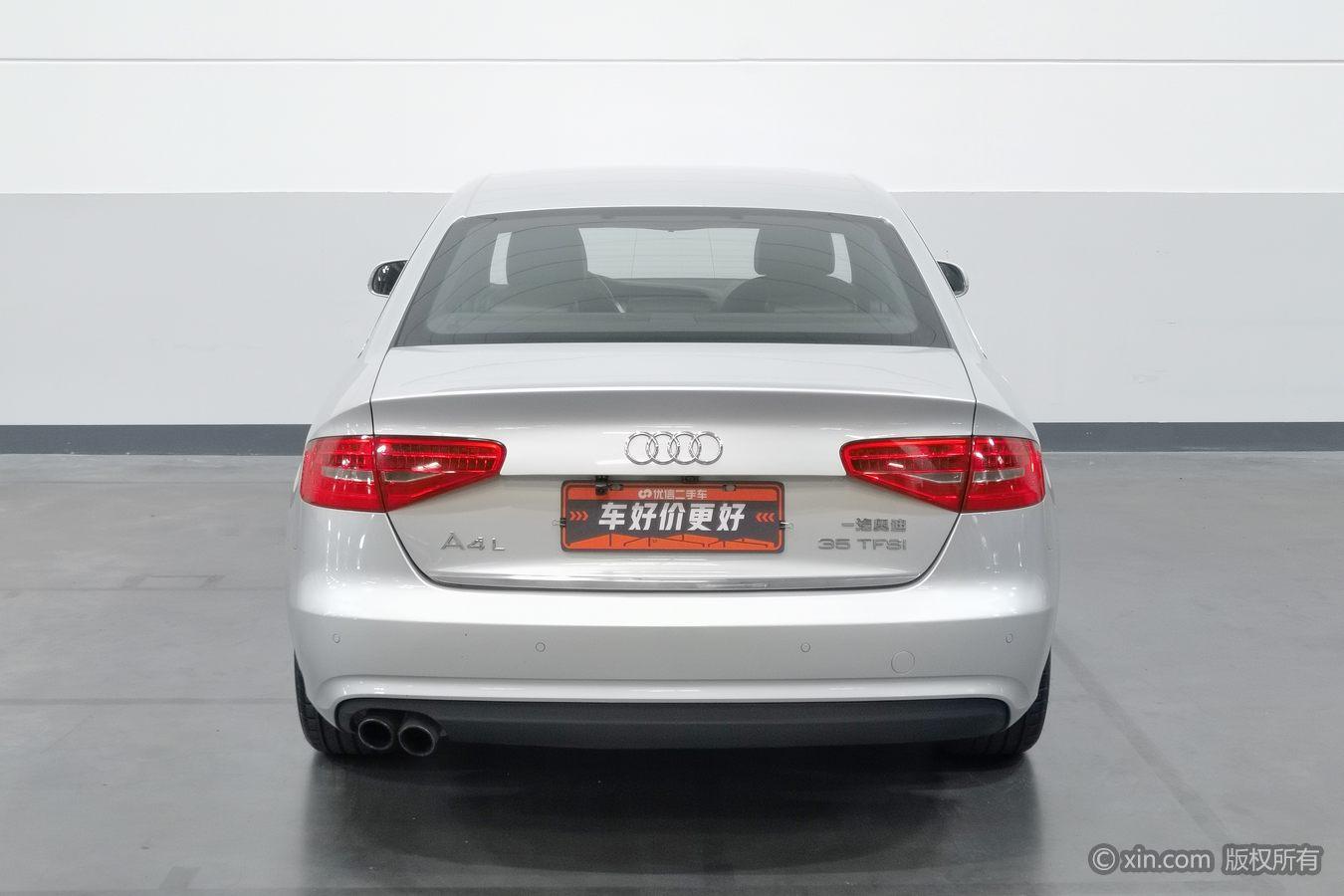 Audi A4L 2015 35 TFSI АКПП Комфорт