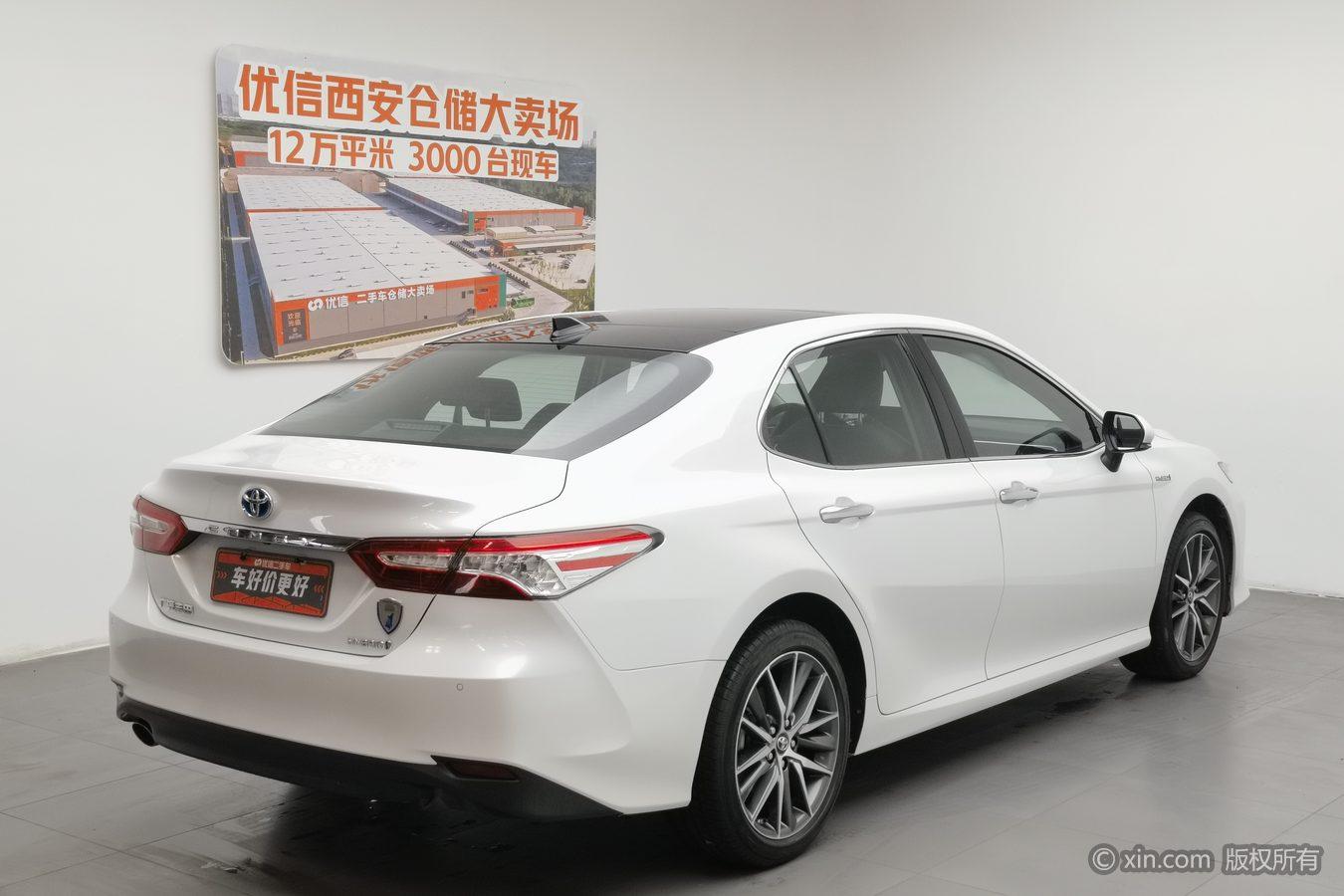 Toyota Camry 2021 Белый из Китая, фото 6