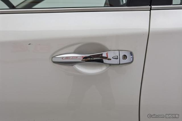 Nissan Teana 2015 2.0 L XL-Sporty — фото 10