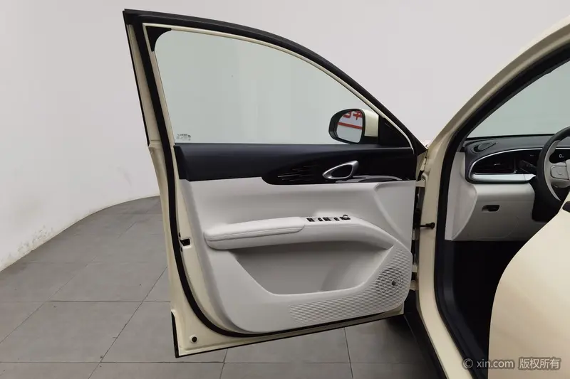 Geely Galaxy Starwish — фото 15