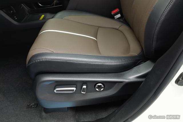 Honda UR-V 2024 370 TURBO 4 WD — фото 18