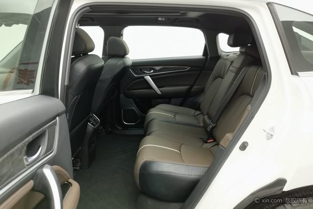 Honda UR-V 2024 370 TURBO 4 WD — фото 19