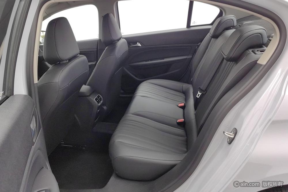 Peugeot 408, фото 20