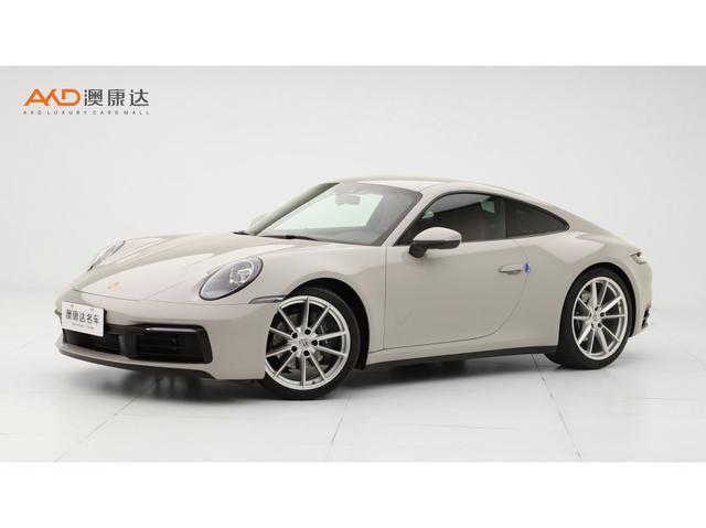 Porsche 911 2023 года выпуска