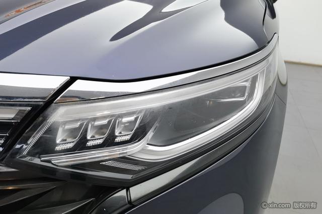 Roewe i MAX8 2021 400 TGI Supreme — фото 7