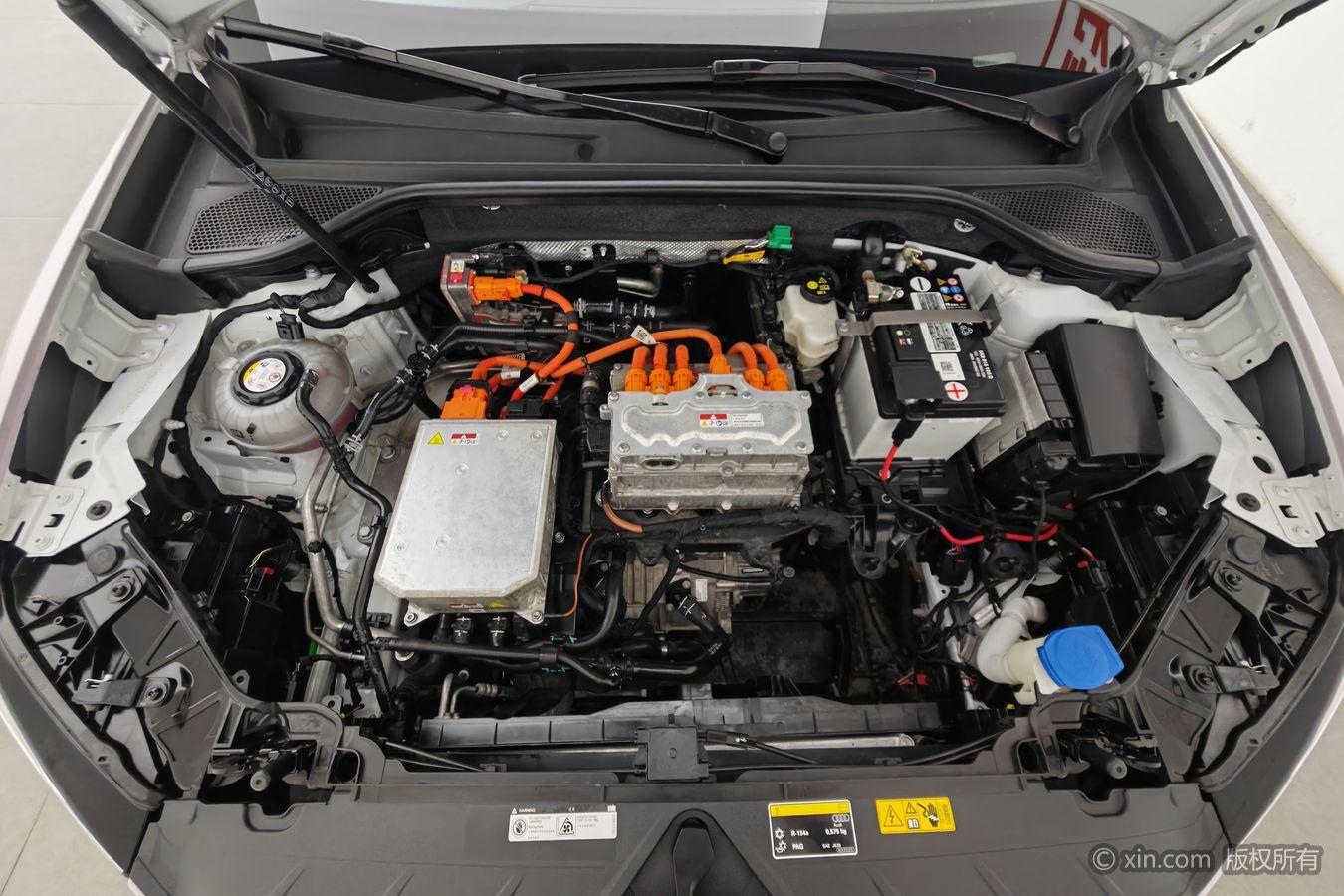 Audi Q2L e-tron 2022 Smart