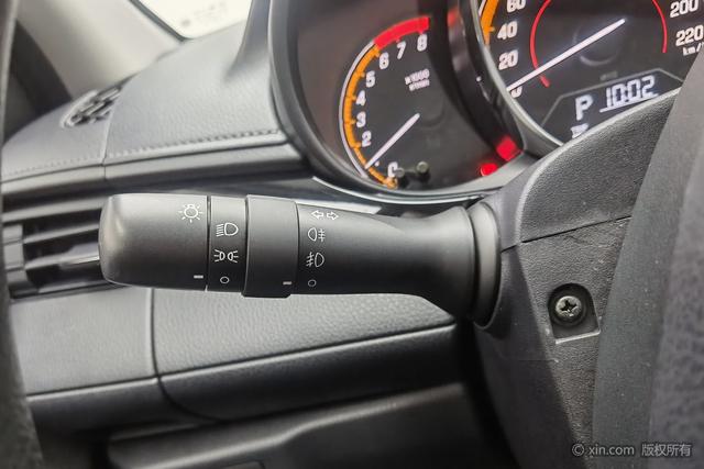 Toyota YARIS L 2022 X 1.5 L CVT PLUS — фото 16