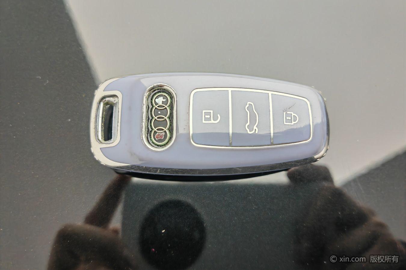 Audi A6L 2023 40 TFSI Luxury