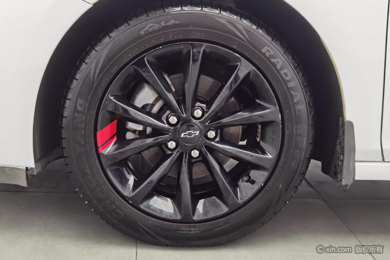 Chevrolet Cruze 2018 Redline 320 AT