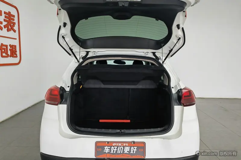 Citroen C 3-XR 1.6 L MT — фото 18