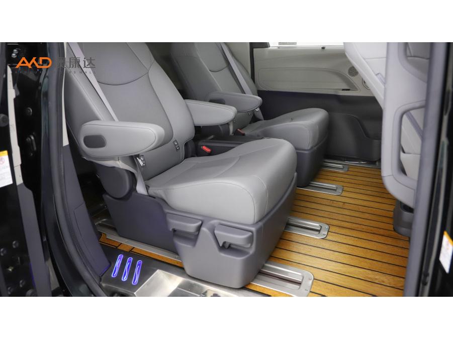 Toyota Sienna 2021 2.5L Luxury