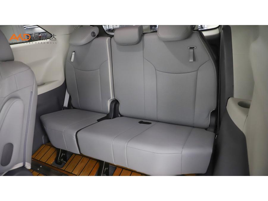 Toyota Sienna 2021 2.5L Luxury