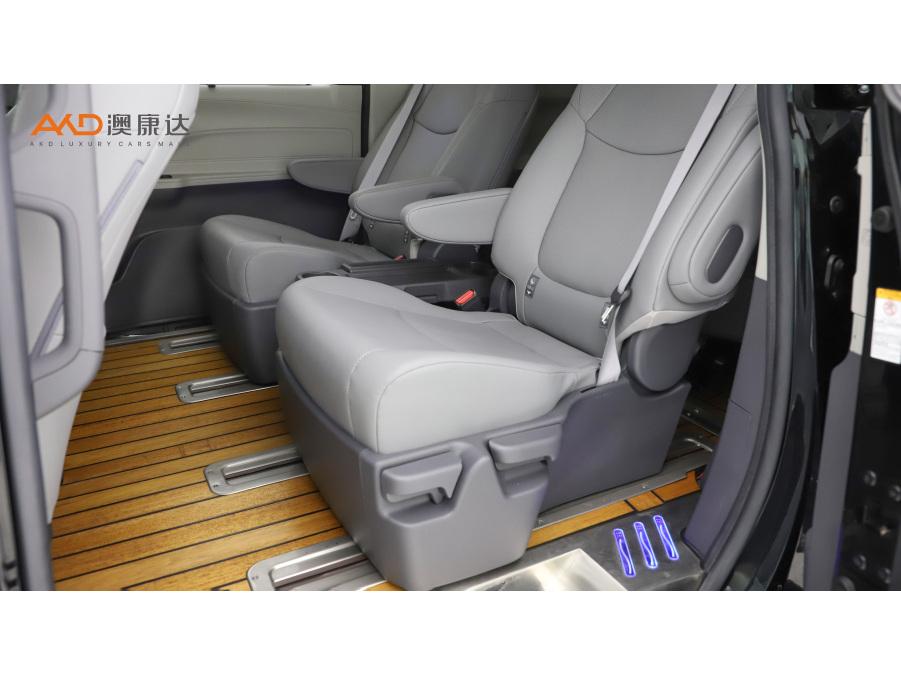 Toyota Sienna 2021 2.5L Luxury