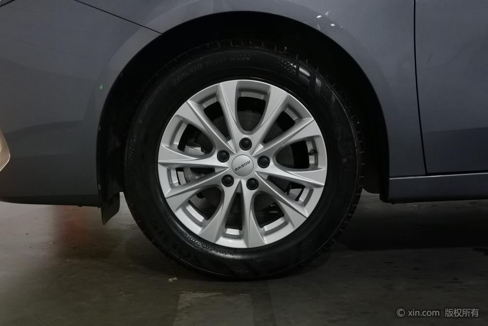 Roewe i5, фото 11