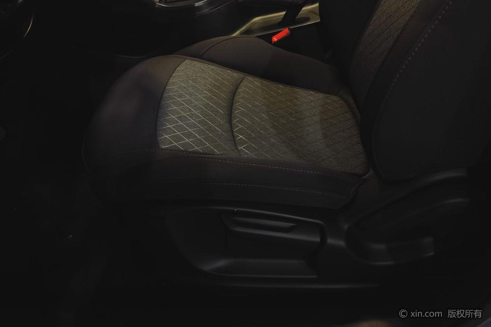 Roewe i5, фото 19