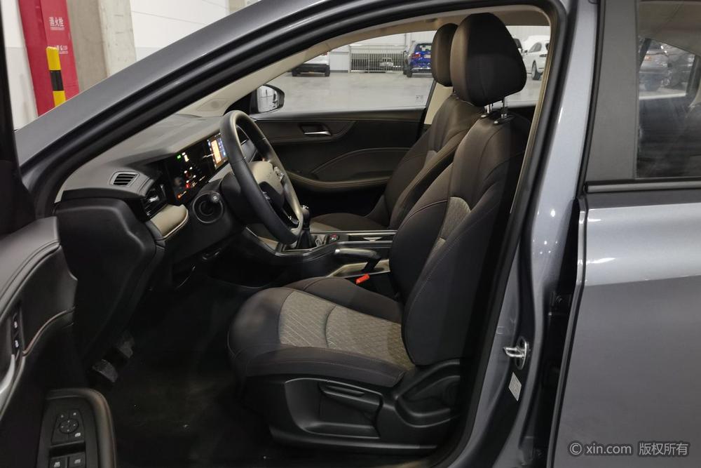 Roewe i5, фото 18