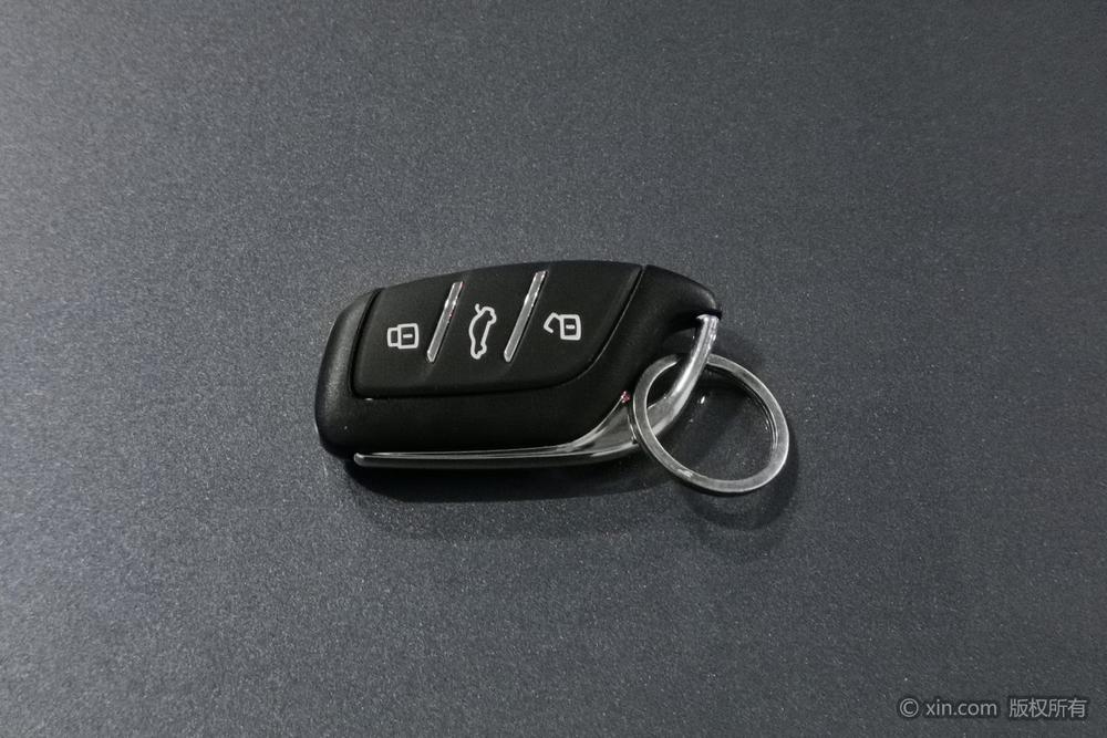 Roewe i5, фото 6