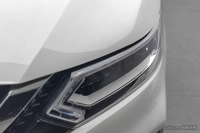 Nissan Qashqai 2.0L XV Prem. люкс — фото 5