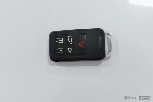 Volvo S60 2015 S 60 L 2.0 T — фото 6