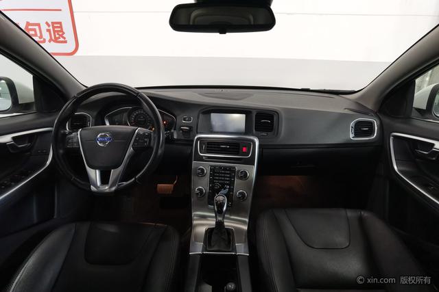 Volvo S60 2015 S 60 L 2.0 T — фото 12