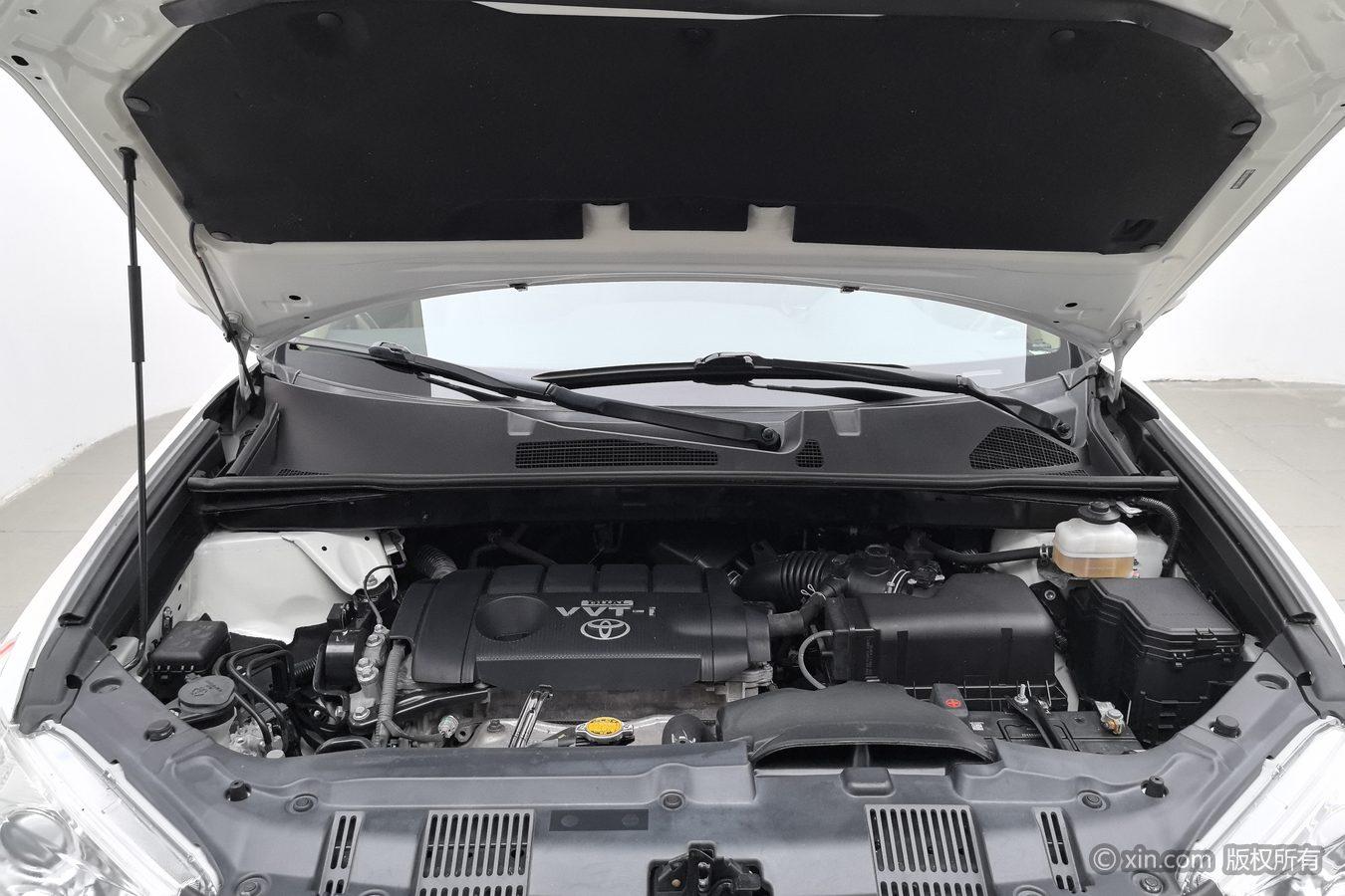 Toyota Highlander 2012 2.7L 7 мест Luxury
