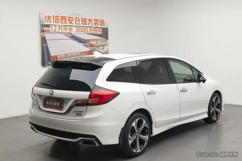 Honda Jade 210TURBO CVT люкс 5 — фото 4