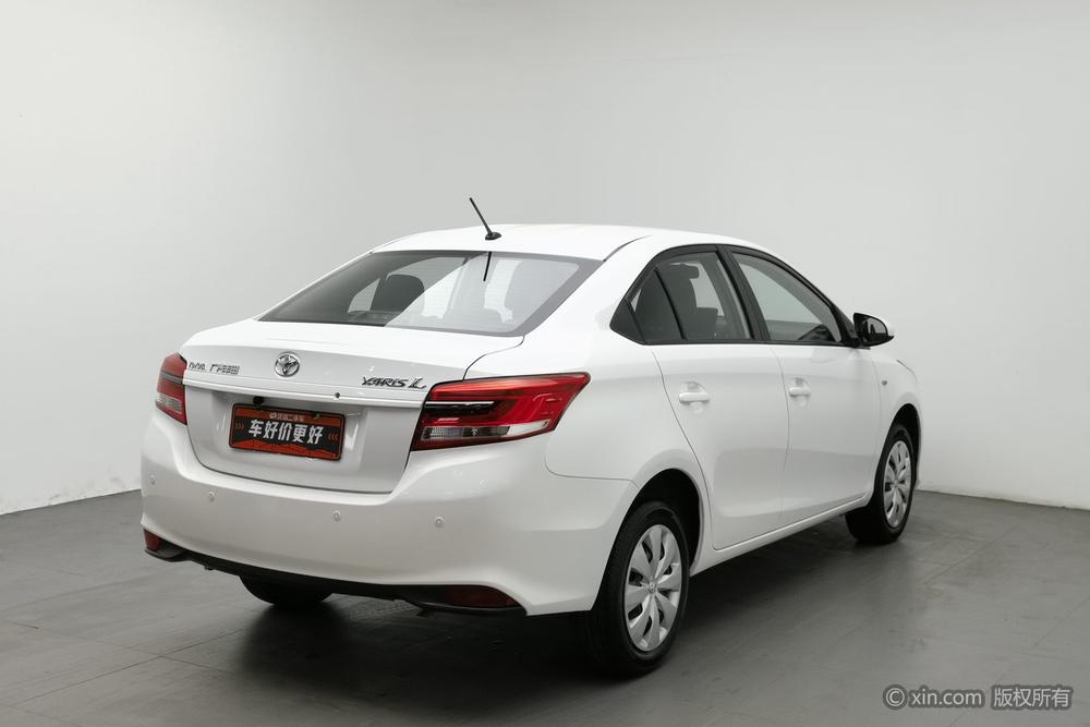 Toyota Yaris L Sedan, фото 4