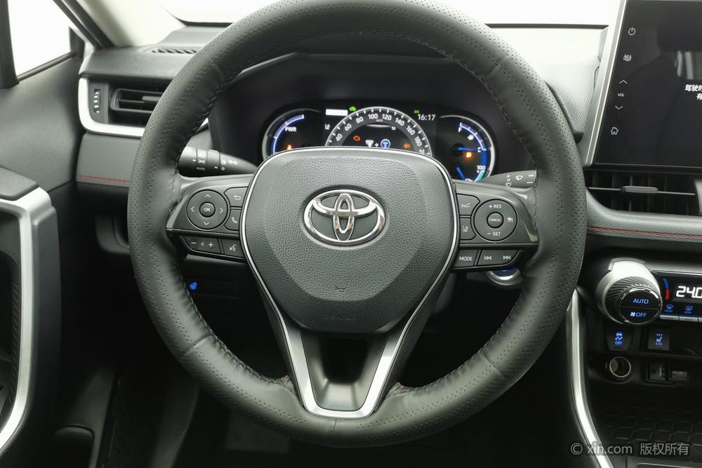 Toyota Wildlander PHEV, фото 14