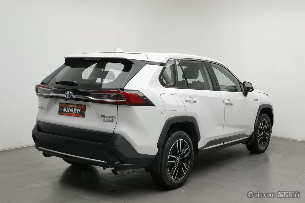 Toyota Wildlander PHEV, фото 4