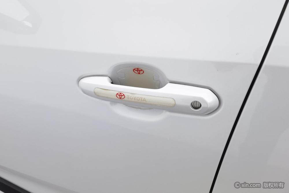 Toyota Wildlander PHEV, фото 10