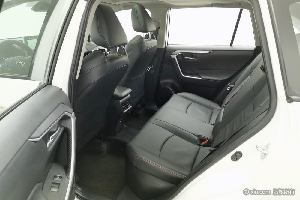 Toyota Wildlander PHEV, фото 19